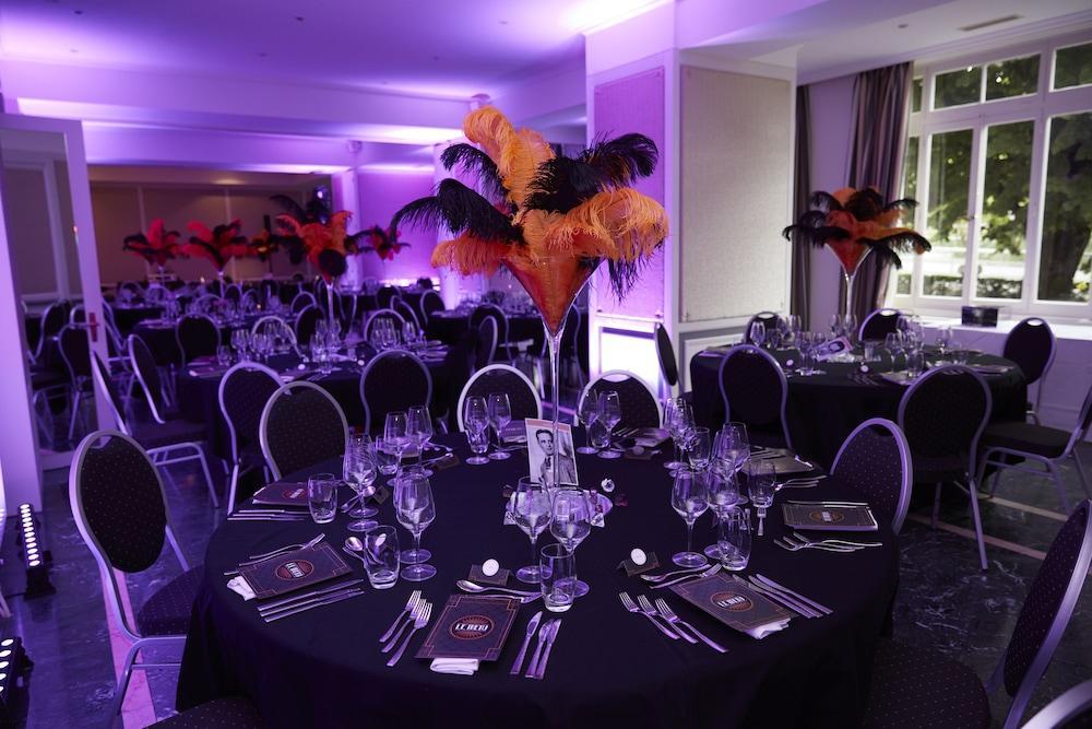 Carlton Boutique 4*