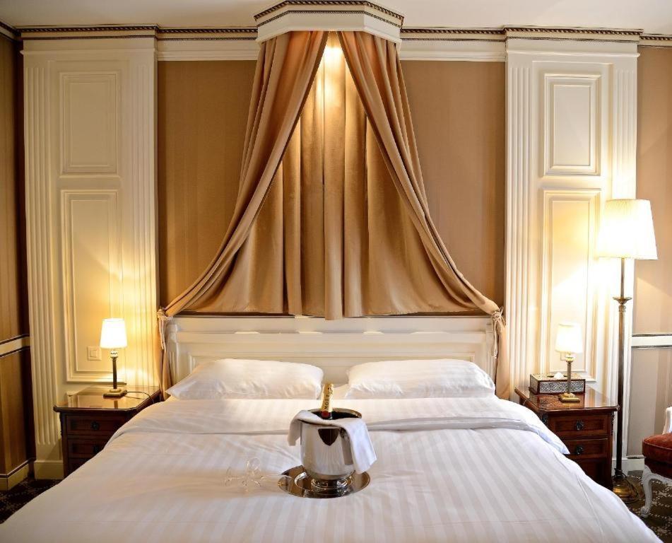 Hotel Carlton Boutique 4*